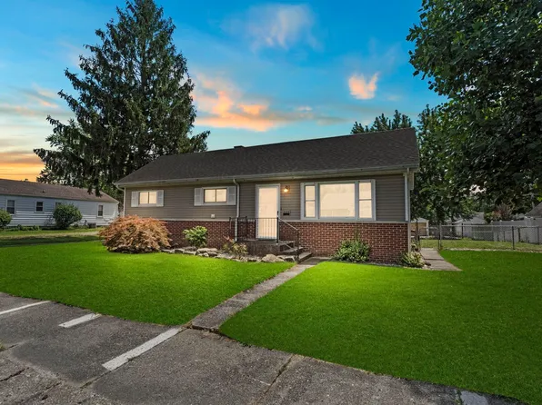 2424 Clara Ave, Fort Wayne, IN 46805