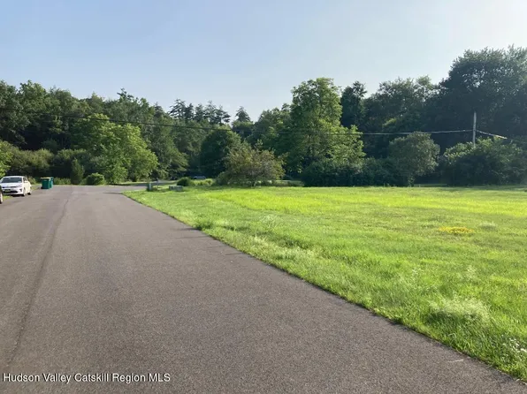 6 Paupawey Court, Lake Katrine, NY 12449