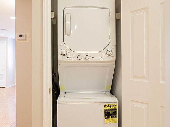 3rd image of 5H Wilson Ave #5-H