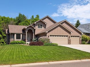 719 Fox Rd, Lino Lakes, MN 55014