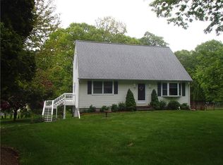 1 Oakridge Dr, Cranston, RI 02921