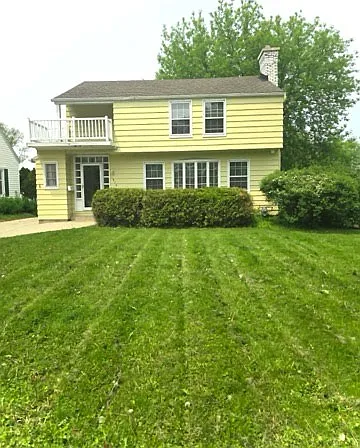 1014 W Grand Ave — Photo 1