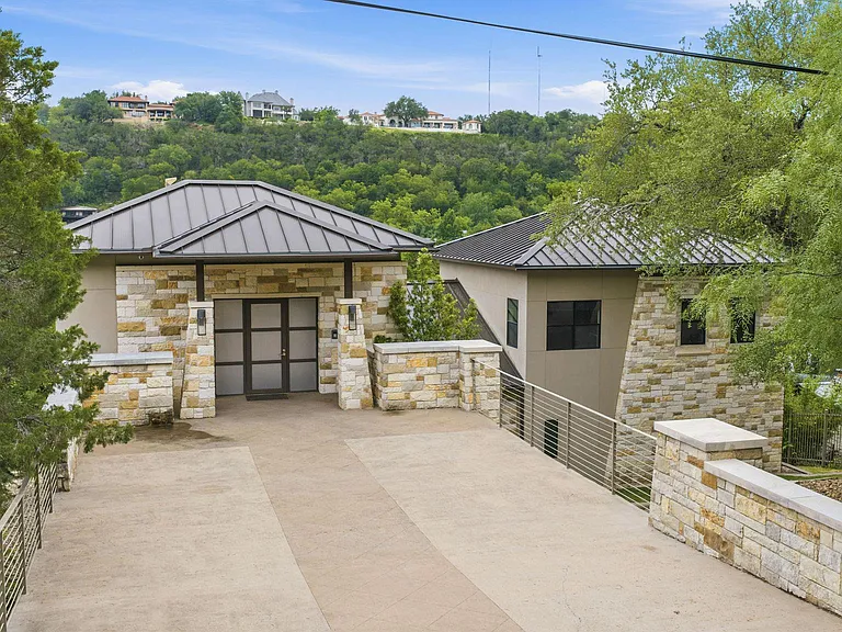 3605 Robbins Rd — Photo 29