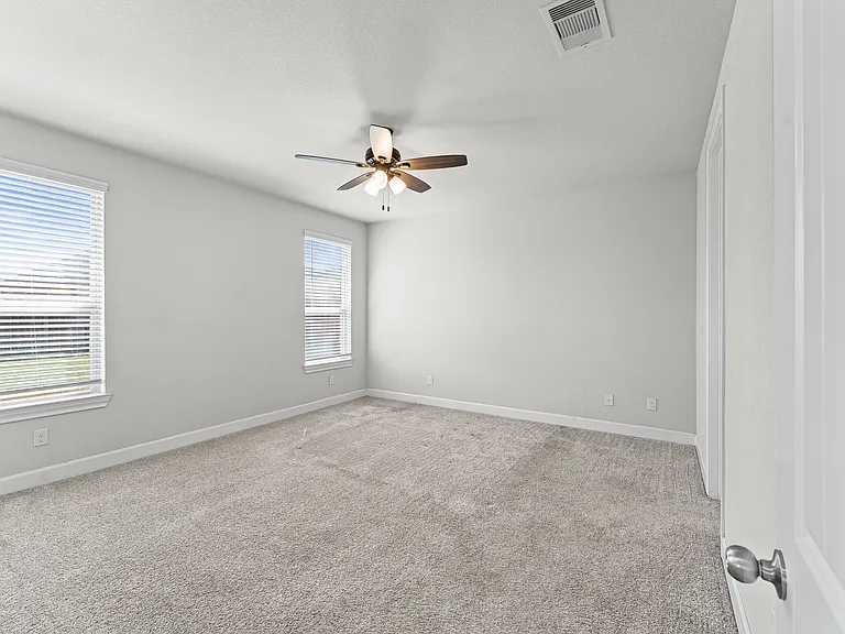 1015 Pink Lily Ln — Photo 12