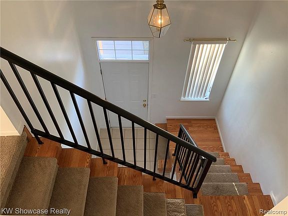 2nd image of 8208 Chesapeake Cir #1