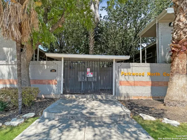 255 E RAMPART DR #110, San Antonio, TX 78216