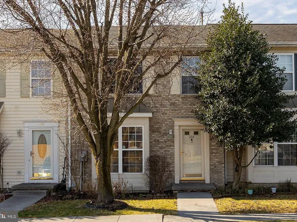 304 Chatham Sq, Winchester, VA 22601