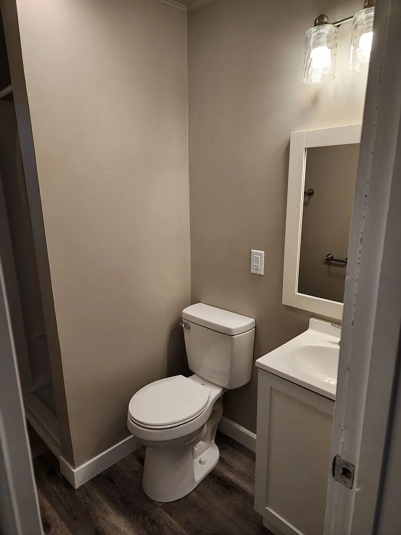 N8753 Lakeshore Drive — Photo 2