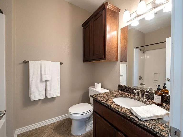 107 Forest Dr — Photo 14