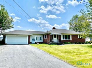 336 Jackson St, Elmore, OH 43416