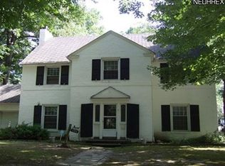 15808 Oakhill Rd, East Cleveland, OH 44112