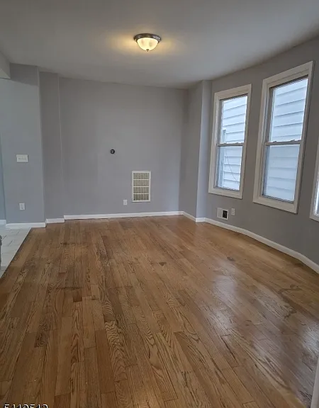 245 Marshall St — Photo 7