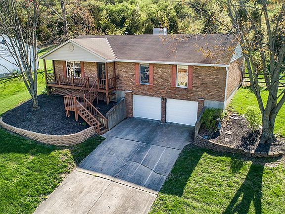 4th image of 18672 Whispering Woods Dr Lot 130