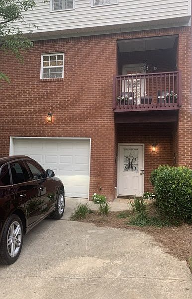 2nd image of 1277 N Dean Rd
