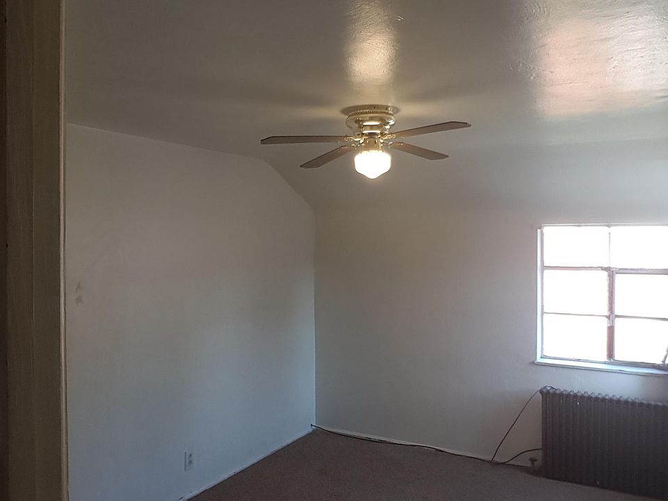 Large Bedroom