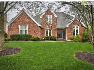 12800 Briar St, Leawood, KS 66209