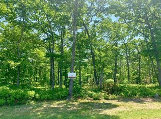 20 Vitruvian Ln, Tiverton, RI 02878