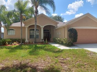 1003 Lumsden Trace Cir, Valrico, FL 33594