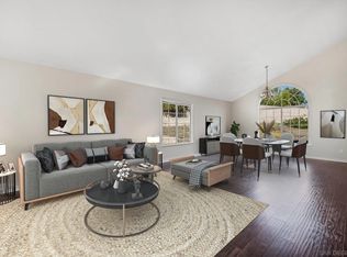 944 Ora Avo Dr, Vista, CA 92084