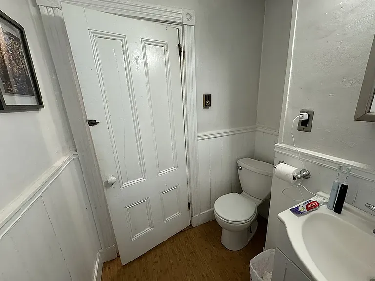 19 Crescent St #4A — Photo 5