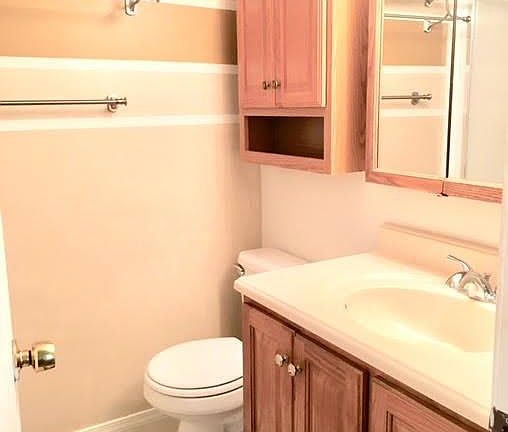 5th image of 3113 Sondra Dr APT 304