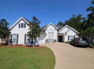 132 Summercreek Cv, Thomasville, GA 31792