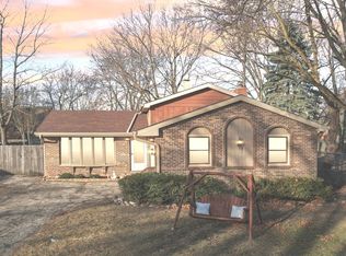 538 Russell Ave, Winthrop Harbor, IL