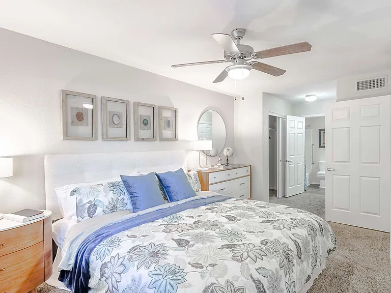 Destinations Pueblo 55+ Apartment Homes — Photo 5