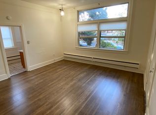 1700 California Ave SW #101, Seattle, WA 98116