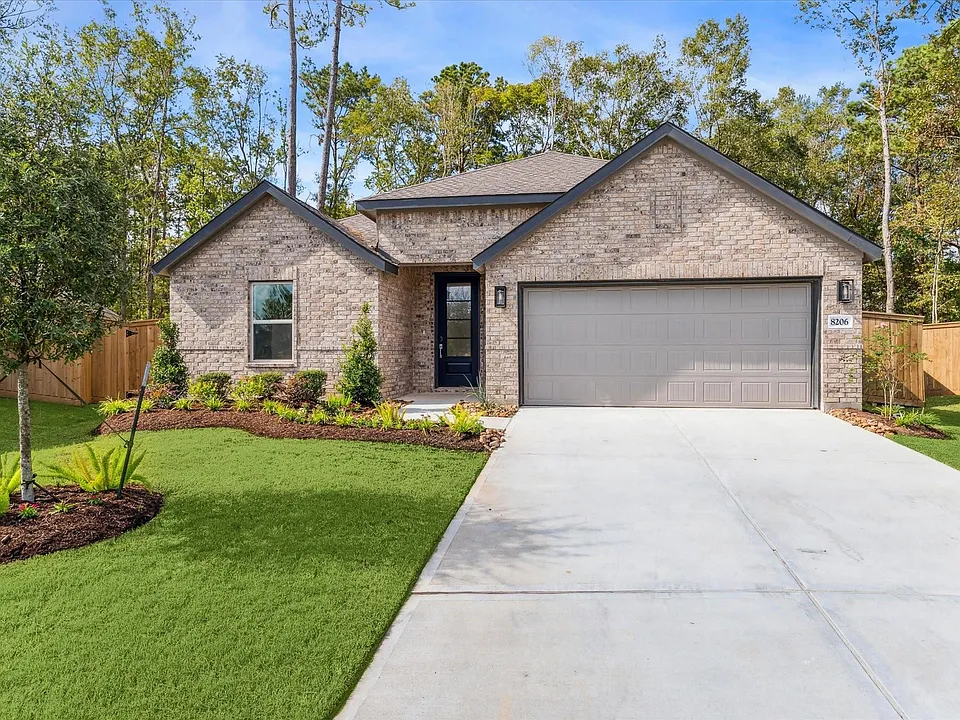 8206 Boundary Waters Dr