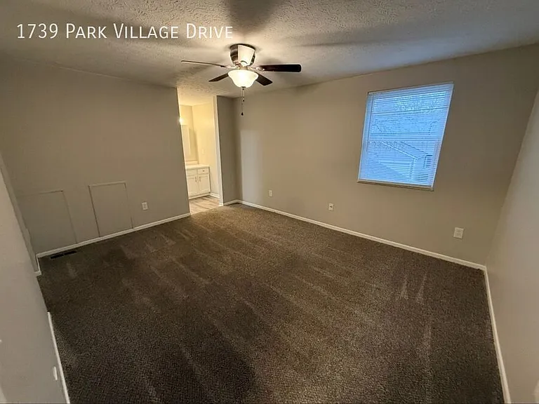 1739 Park Village Dr — Photo 18