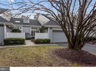103 Sunshine Lakes Dr, Voorhees, NJ 08043