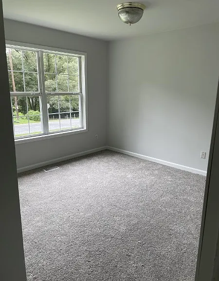 Echo Ave — Photo 9