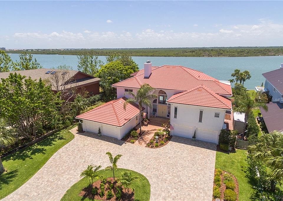 1st image of 2002 Dune Cir