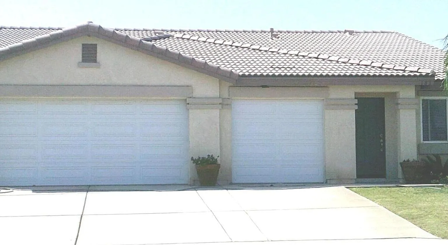 Heber Large 4 bed / 3 Car Garage Available October 1st ! — Photo 1