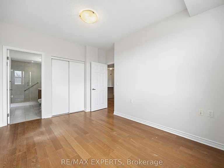 15450 Yonge St S #207 — Photo 24