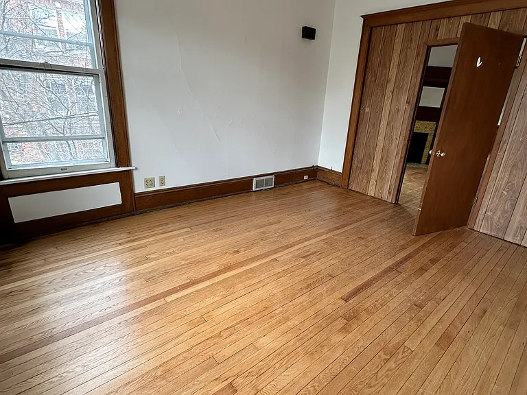 1522 N Farwell Ave #1522 — Photo 7
