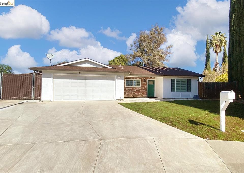 1st image of 2328 Calhoun Ct