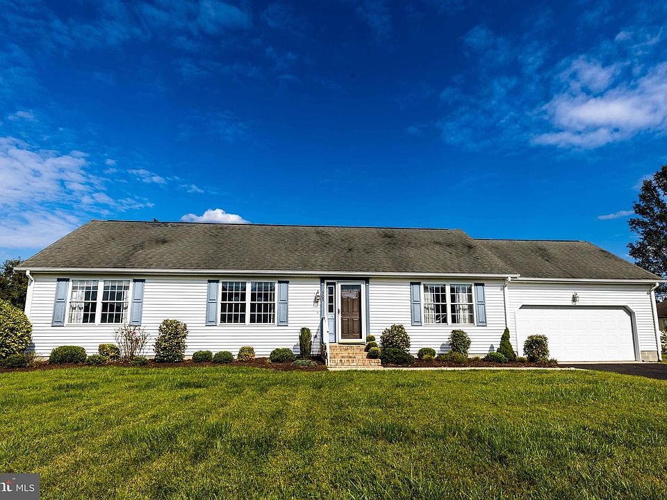 1st image of 305 S Winding Brooke Dr