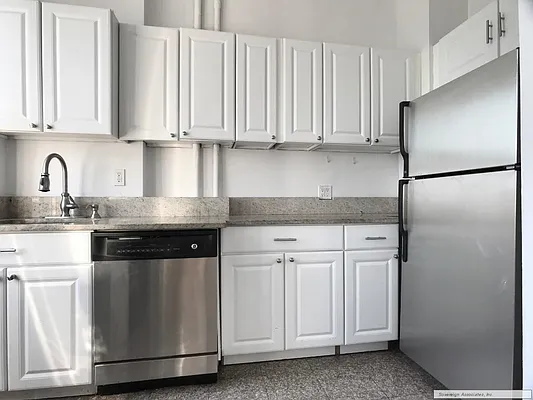 Rented by Sovereign Associates | media 15