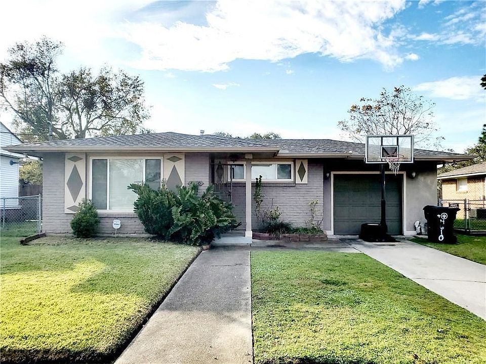 1st image of 4610 Cerise Ave