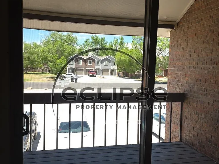 512 Bell Ct #B7 — Photo 17