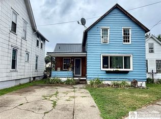 23 N Roberts Rd, Dunkirk, NY 14048