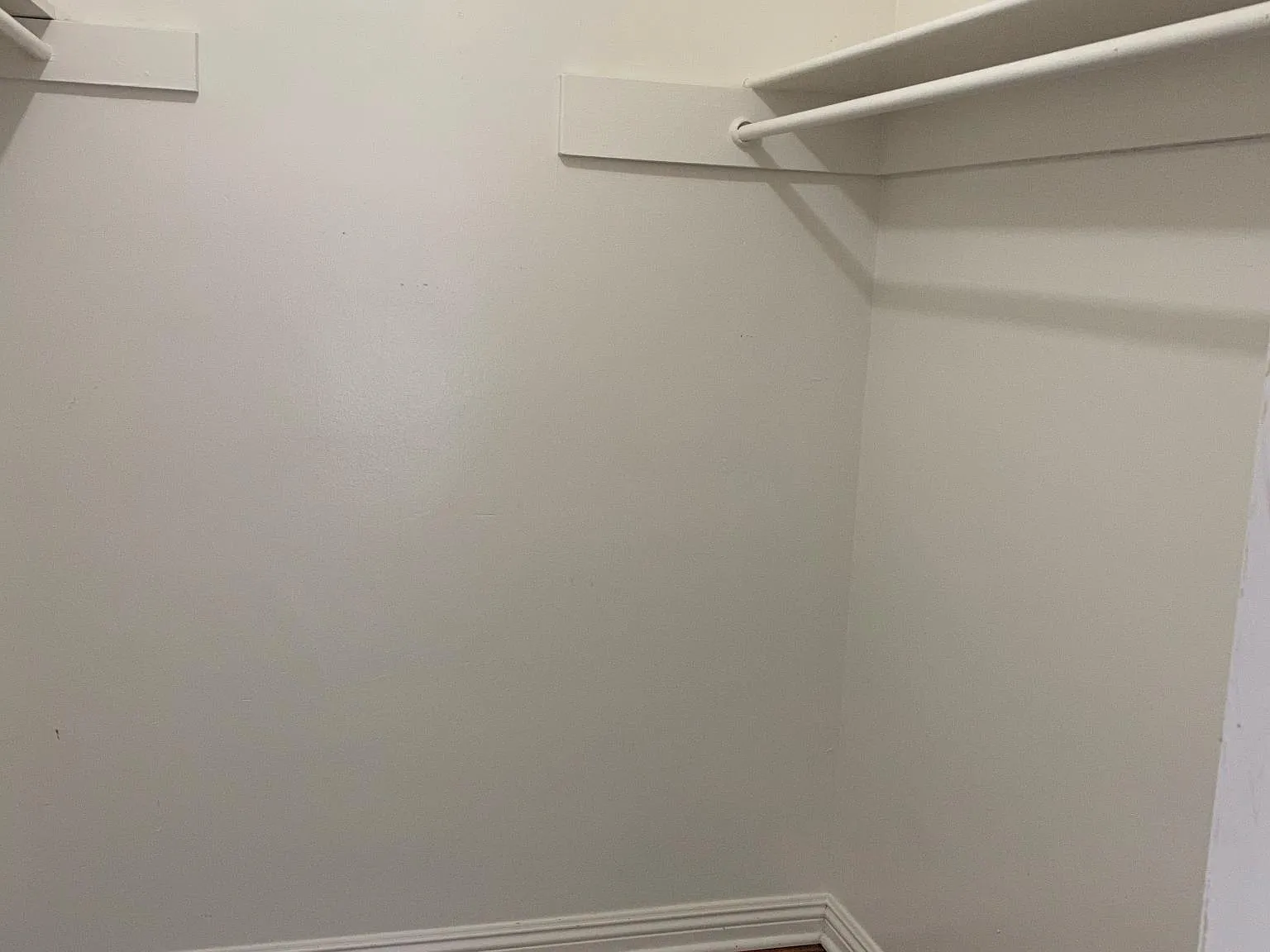 Studio, 280 sqft, $1,575 — Photo 4