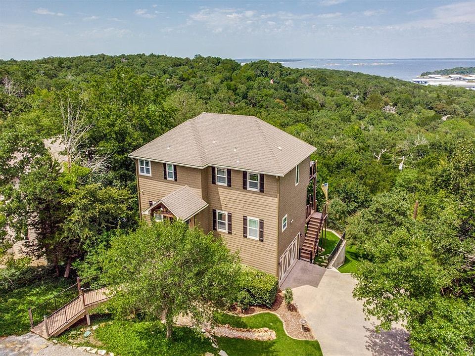 1st image of 41 Hacienda Dr