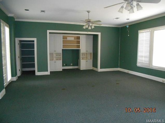 2nd image of 3078 Fieldcrest Dr