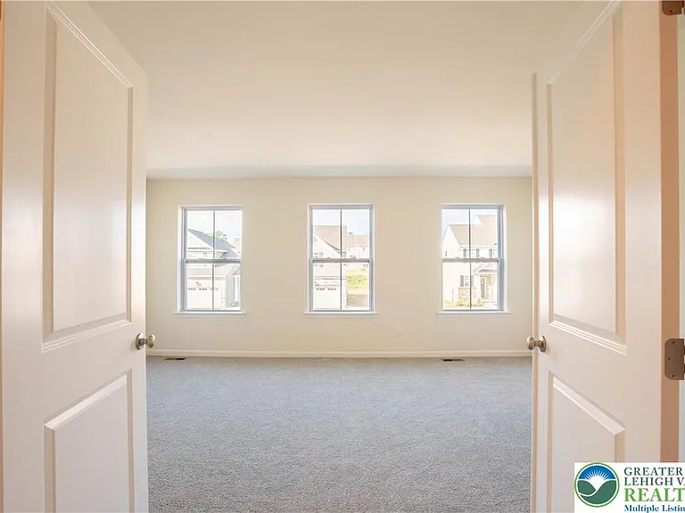 3740 Samantha Ln — Photo 23