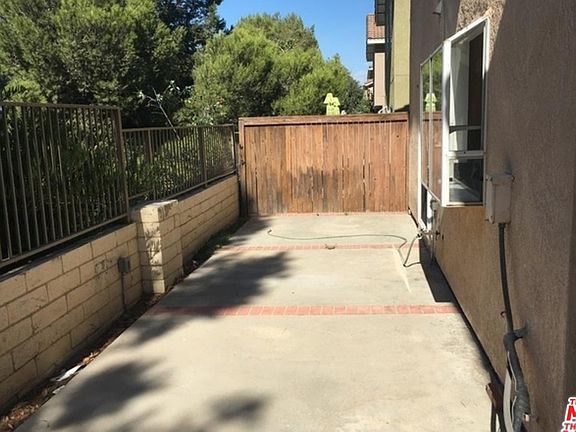 4th image of 6184 Smokey Hill Ln