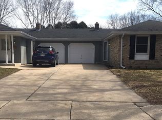 1722 Highland Dr, Grafton, WI 53024