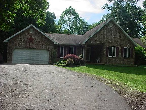 2nd image of 212 Kurt St